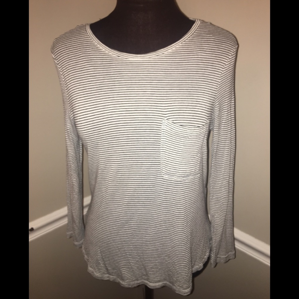 H&M women’s striped shirt sz S‎